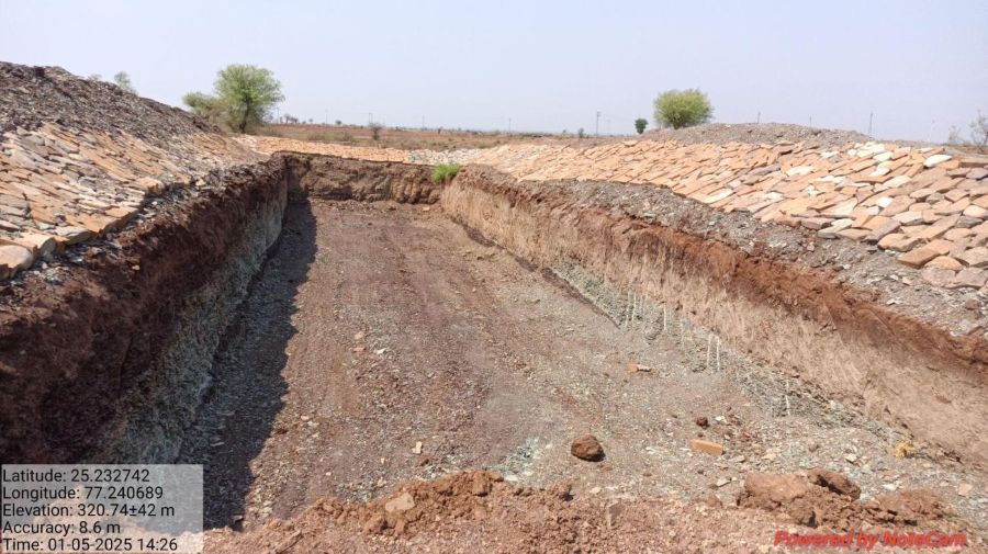  The newly excavated farm pond in Bhoyal village, Baran, Rajasthan, is ready to store over 700,000 liters of rainwater and support local irrigation