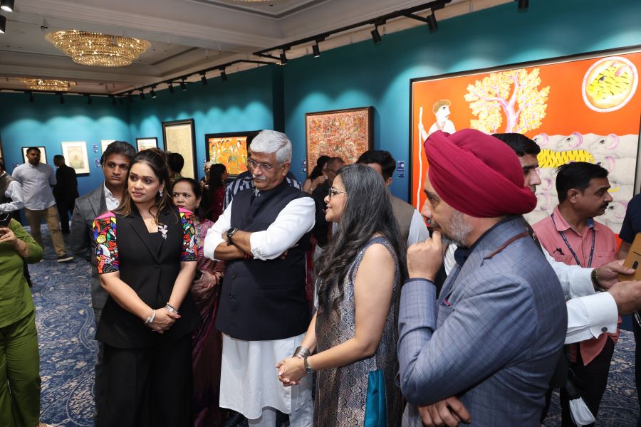 Revitalising India's Heritage: Exhibition Showcases 100+ Masterpieces By Over 70 Award-Winning Artists
