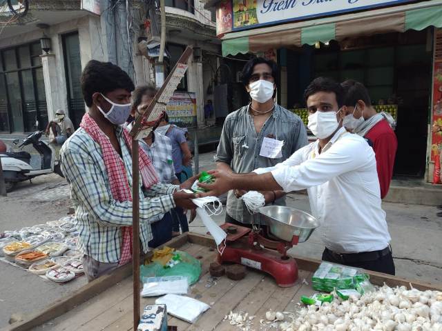 Dettol BSI and NASVI partner to provide hygiene products to Street vendors