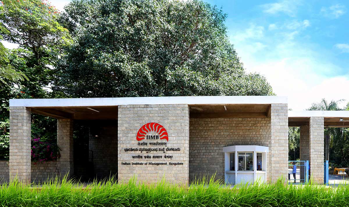 Kotak Mahindra Bank partners IIMB to support women entrepreneurs in building business ventures