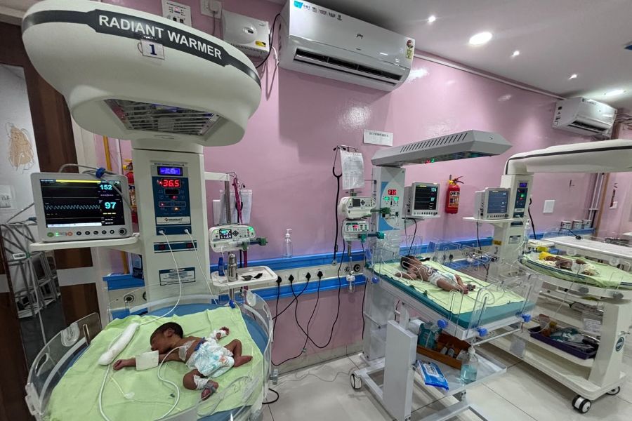 Aahwahan Foundation Establishes 62nd Modern NICU at Government Hospital