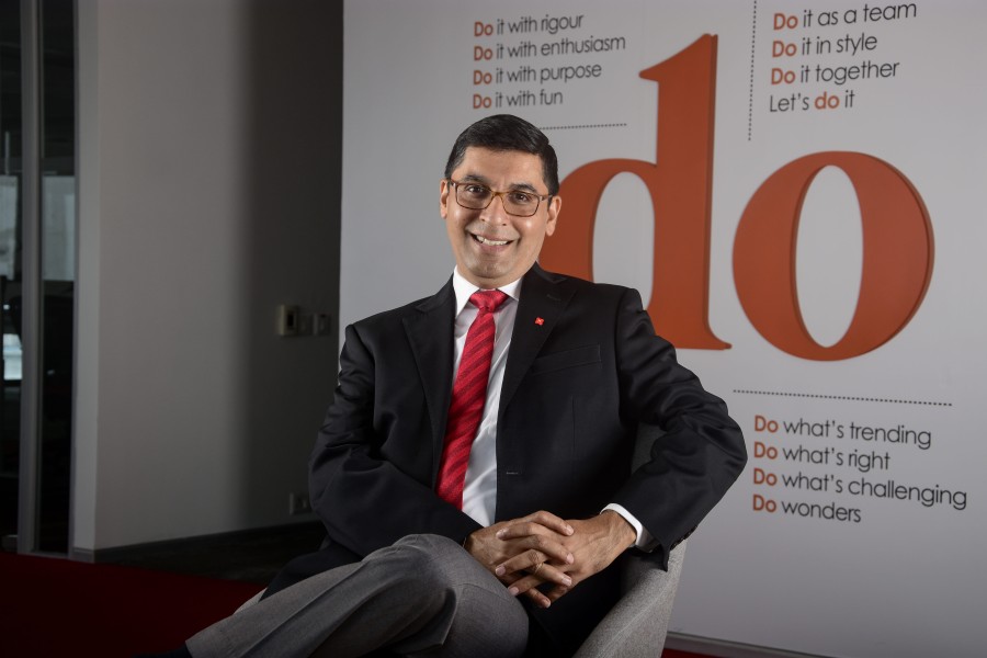 Mahindra & DBS Bank Launch Sustainability-Linked Dealer Financing Program