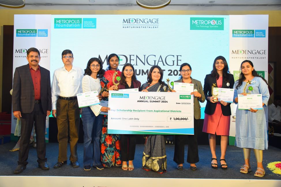 Metropolis Foundation Awards 301 Medical Students With Scholarships And Research Grants Totalling Rs 1.7 Cr