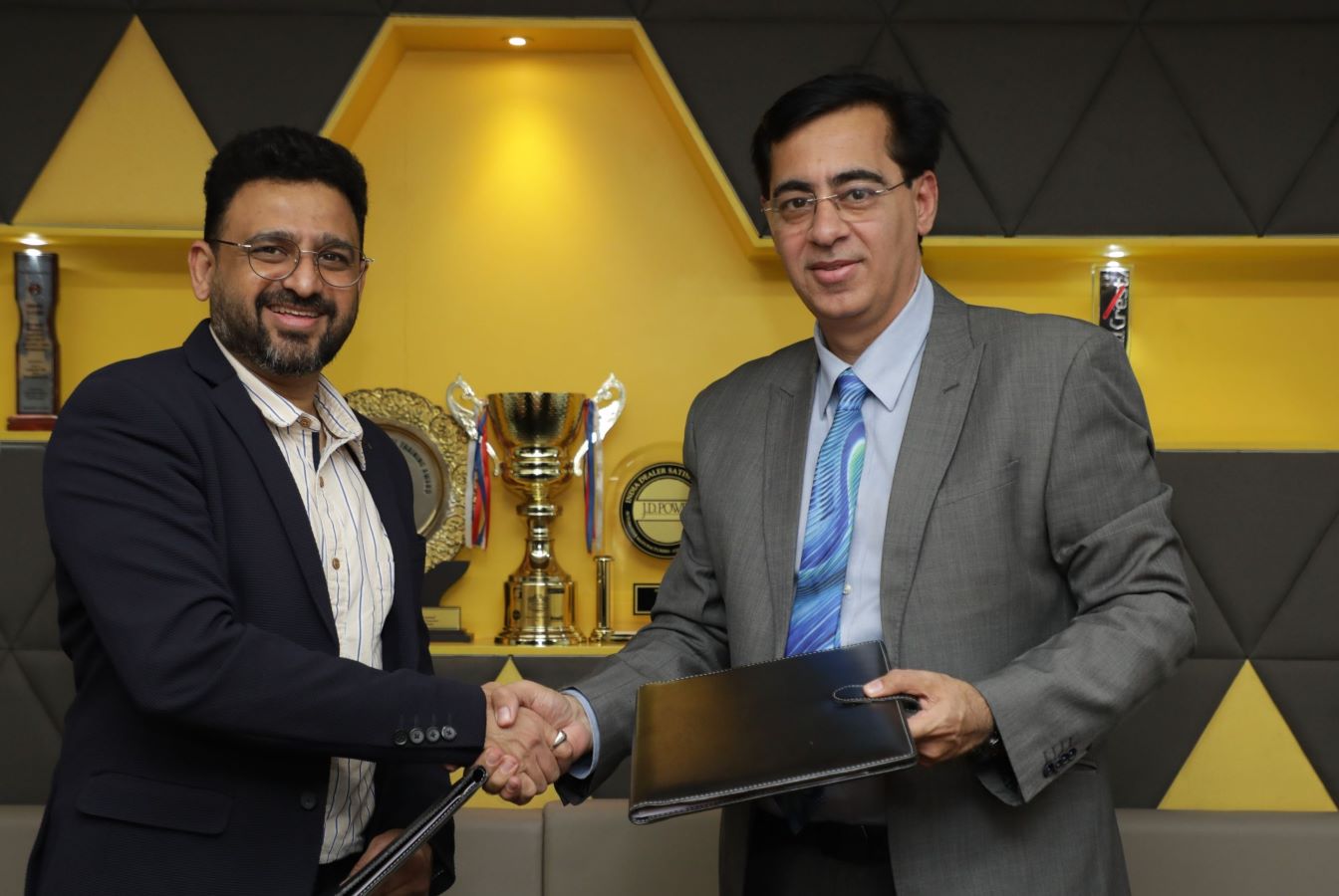 Tata Passenger Electric Mobility Signs MoU With Vertelo To Accelerate E-mobility In India