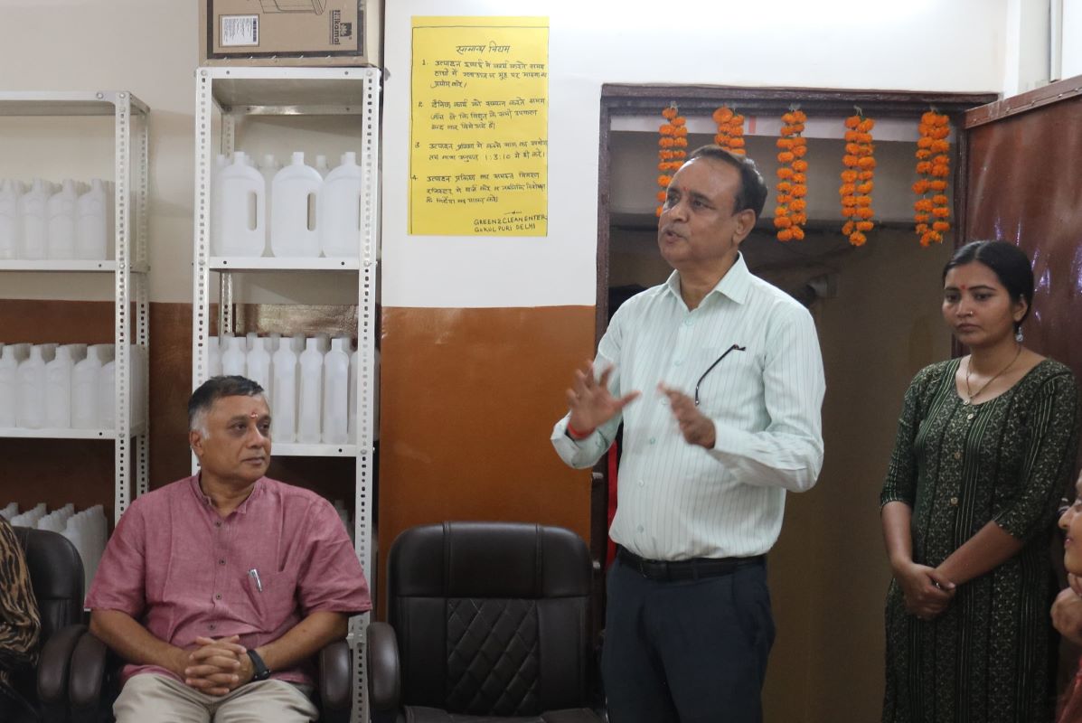 Bal Raksha Bharat And H&M Empowers Local Youth With Bio-Enzyme Floor Cleaner Production Unit